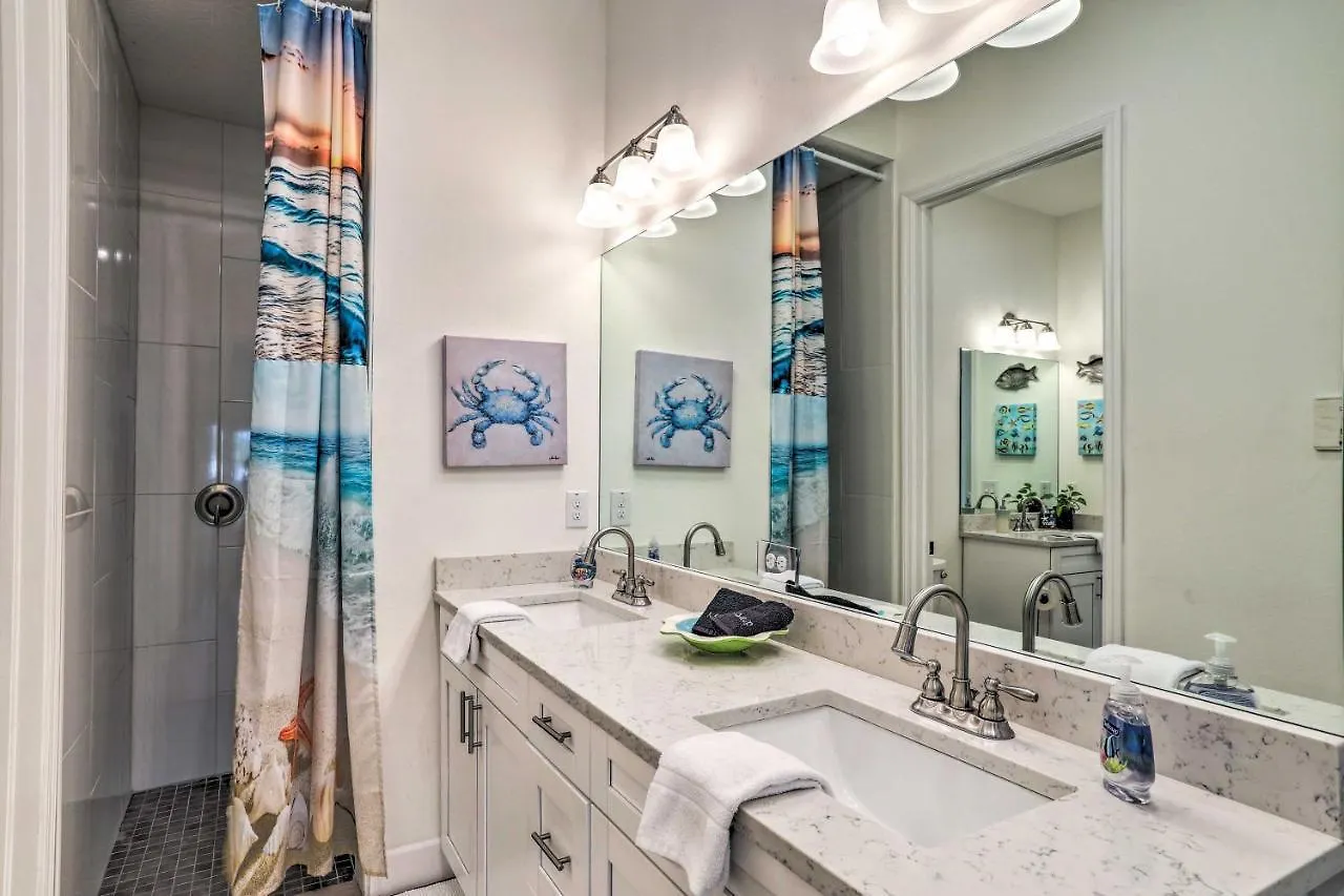 Dom wakacyjny Family-Friendly Tampa Home Less Than 3 Mi To Ocean!